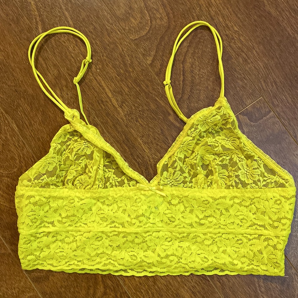 3 FOR $20 Large La Senza bralette